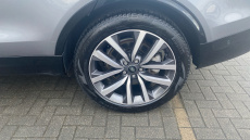 Land Rover Discovery 3.0 D300 Dynamic SE 5dr Auto Diesel Station Wagon